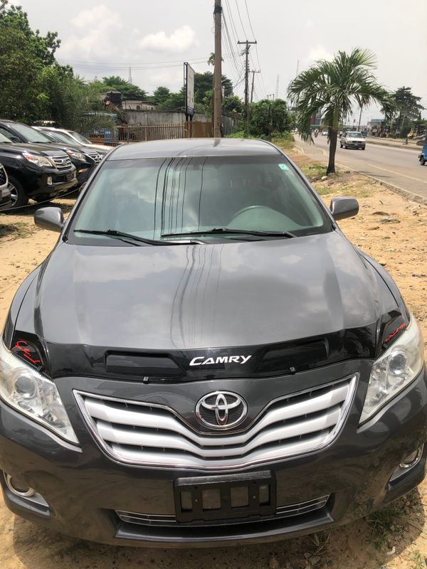 Main image of 2011 Toyota Camry le